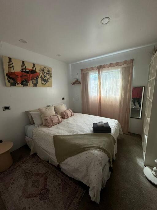 Electric Waihi Beach House - Family & Dog Friendly, Close To Beach, Pool Table, Outdoor Fire Room, Skate Ramp Bowentown المظهر الخارجي الصورة