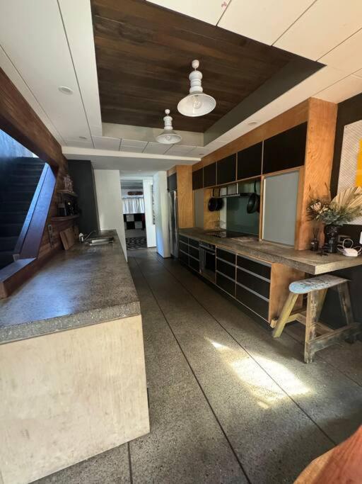 Electric Waihi Beach House - Family & Dog Friendly, Close To Beach, Pool Table, Outdoor Fire Room, Skate Ramp Bowentown المظهر الخارجي الصورة